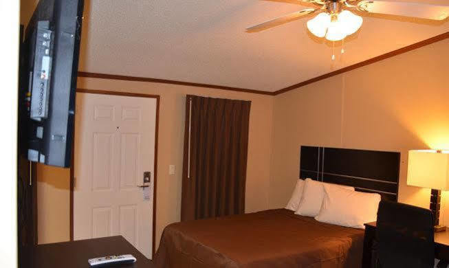 Dilley Lodge Exterior foto